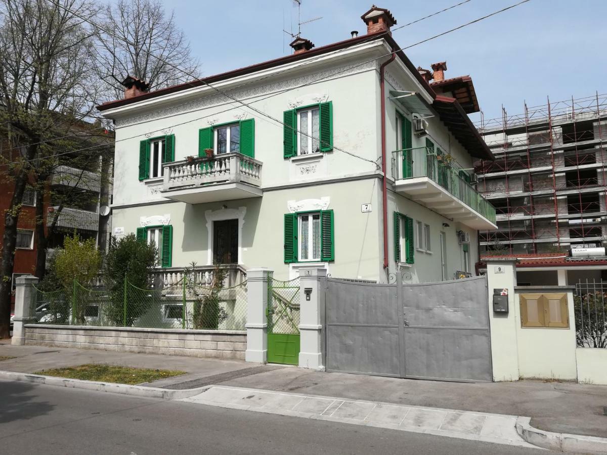 Agli Oleandri Appartamento In Villa Con Con Parcheggio 고리치아 외부 사진